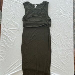 Leith Sheath Green Ruched Midi Dress